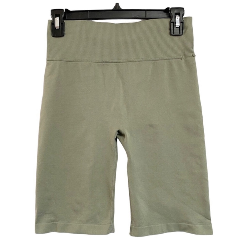 Forever 21 high waist sculpting shorts Women’s Medium